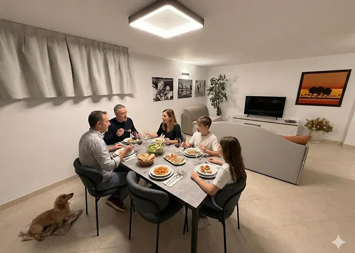 Os Horizon מלון דירות SantʼEufemia Lamezia